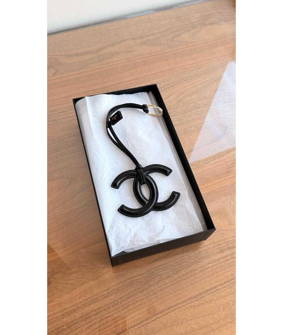 CHANEL Черный брелок, фото 2