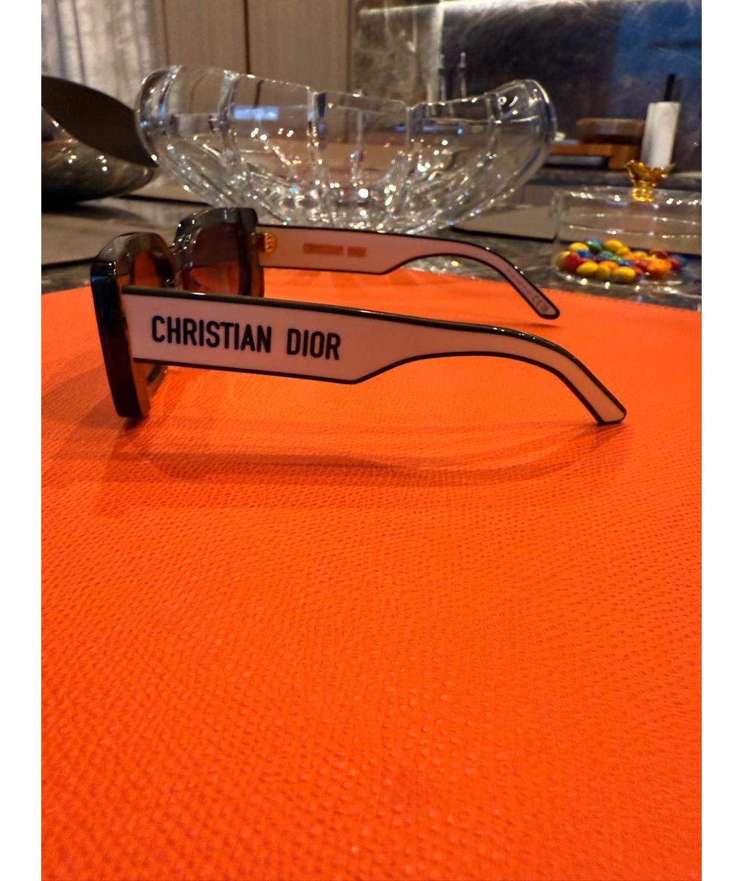 CHRISTIAN DIOR Антрацитовые пластиковые солнцезащитные очки, фото 8