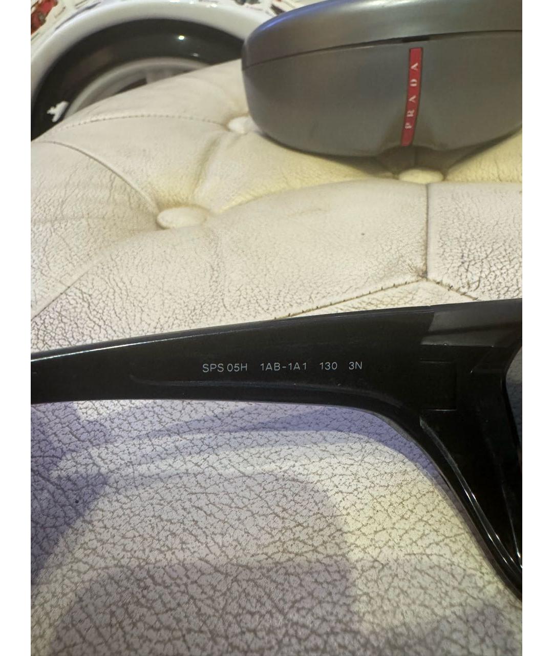 PRADA Черные пластиковые солнцезащитные очки, фото 6