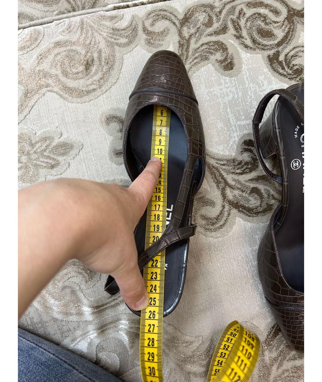 CHANEL Коричневые туфли из экзотической кожи, фото 7