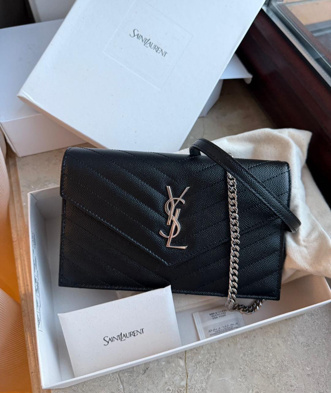 SAINT LAURENT Черная кожаная сумка через плечо, фото 2