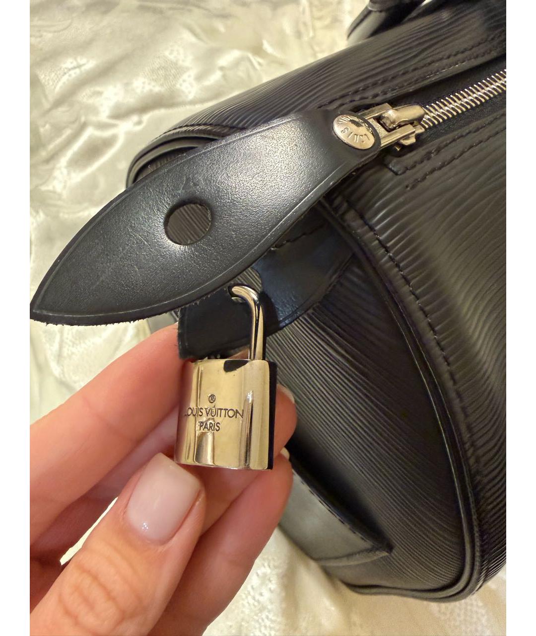 LOUIS VUITTON Черная кожаная сумка с короткими ручками, фото 3