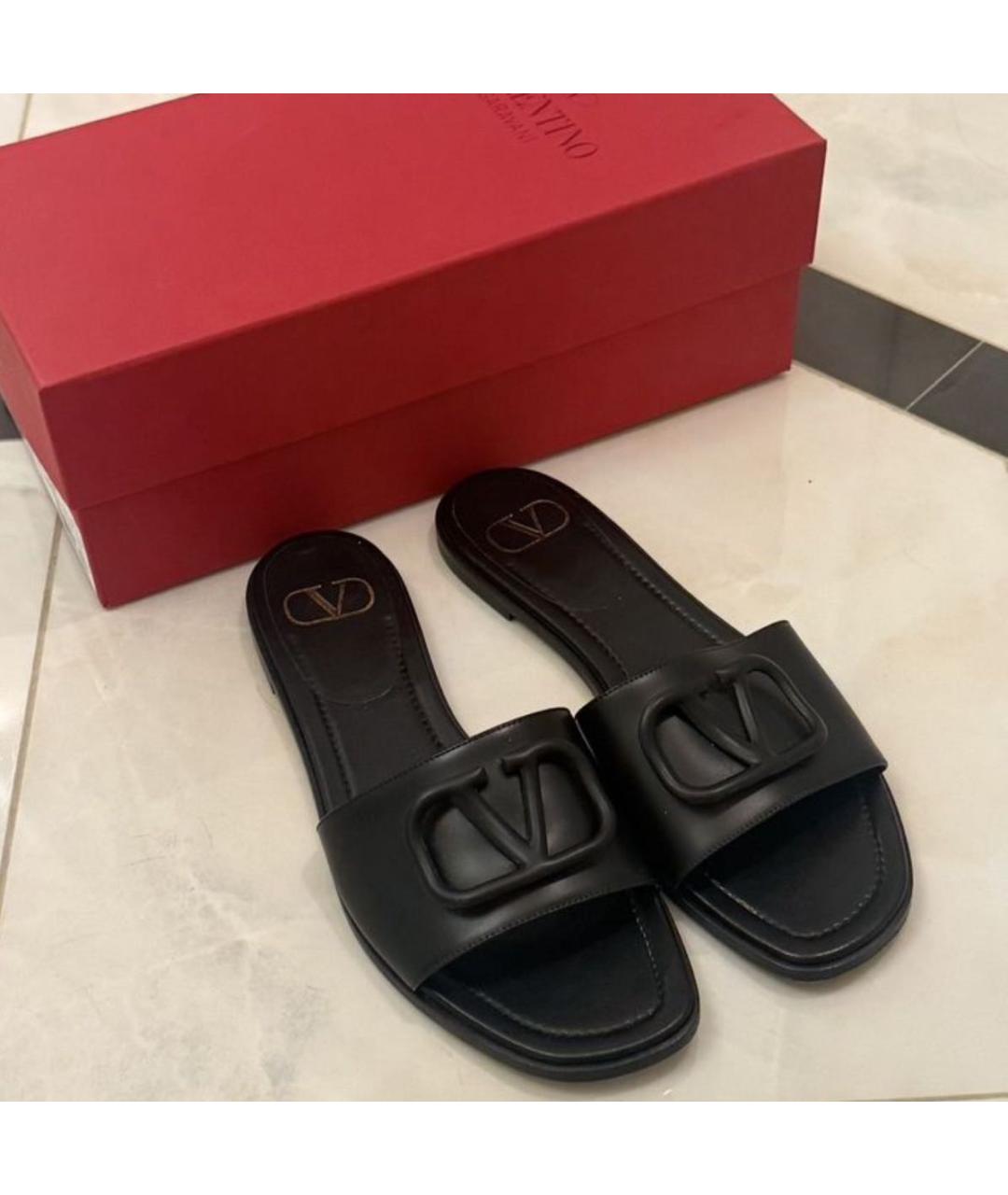 VALENTINO Черные кожаные шлепанцы, фото 2