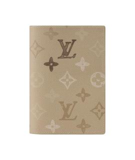 LOUIS VUITTON Кардхолдер