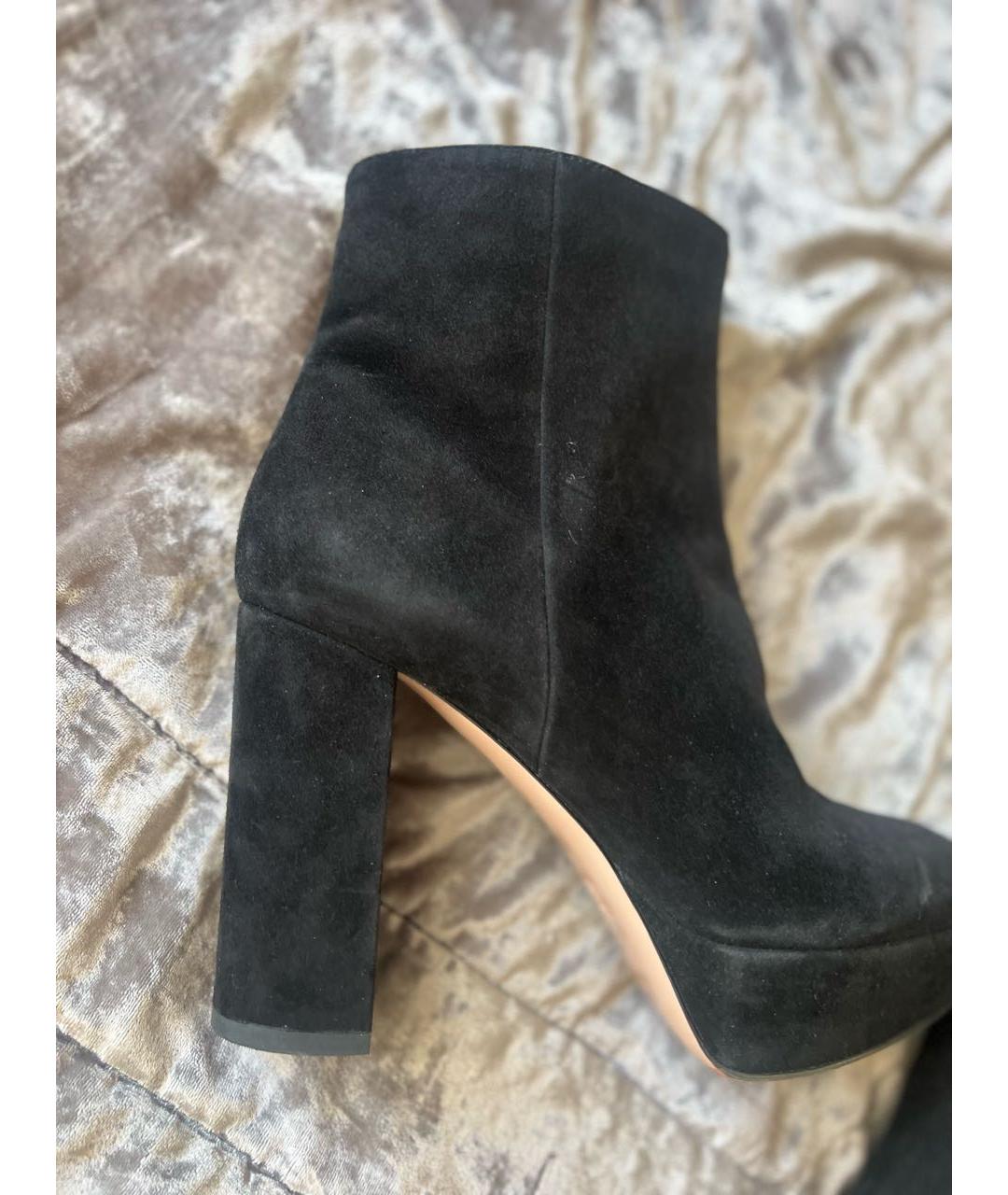 GIANVITO ROSSI Черные замшевые ботильоны, фото 2