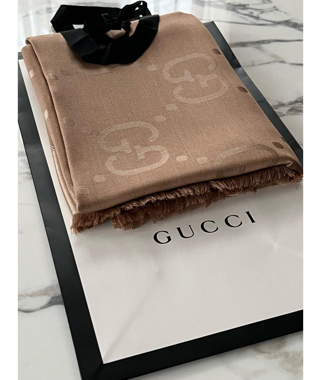 GUCCI Бежевый шелковый платок, фото 4