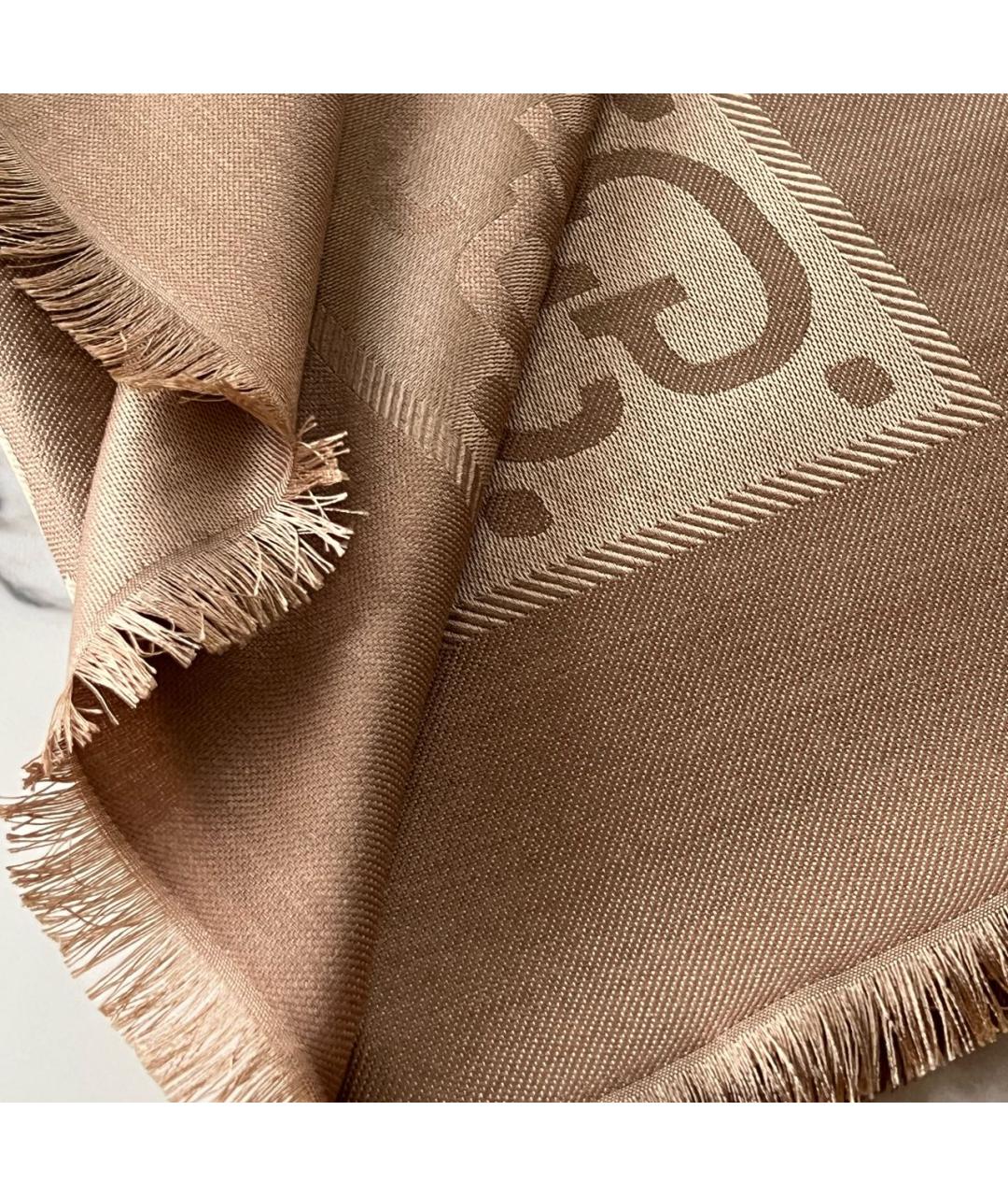 GUCCI Бежевый шелковый платок, фото 7