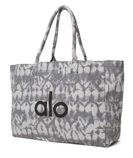 ALO YOGA Дорожная/спортивная сумка