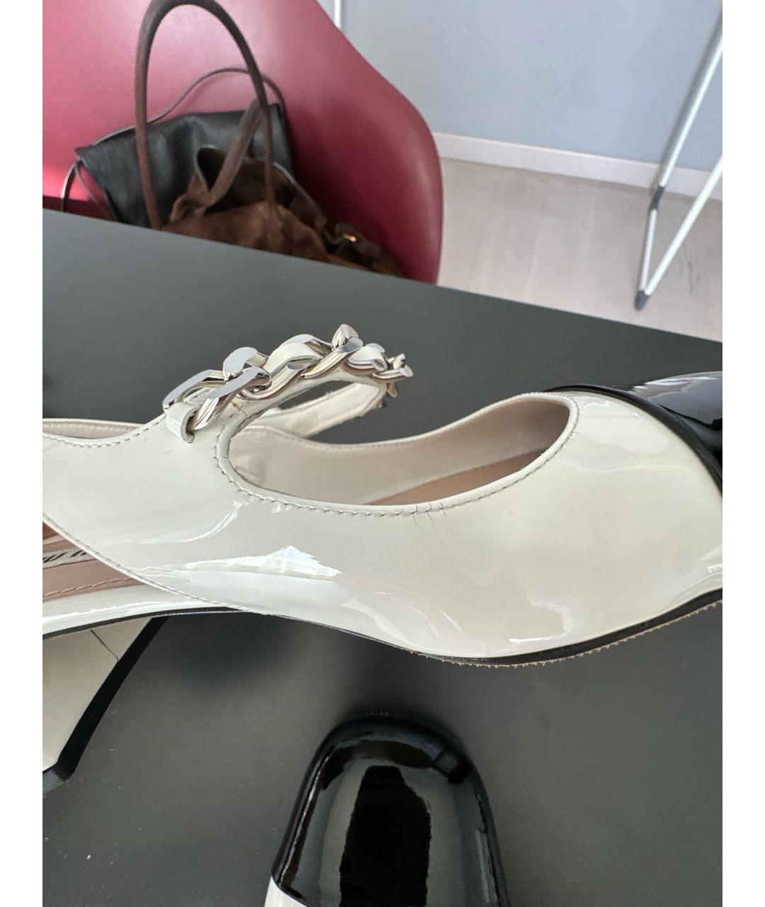 MIU MIU Белые туфли из лакированной кожи, фото 7