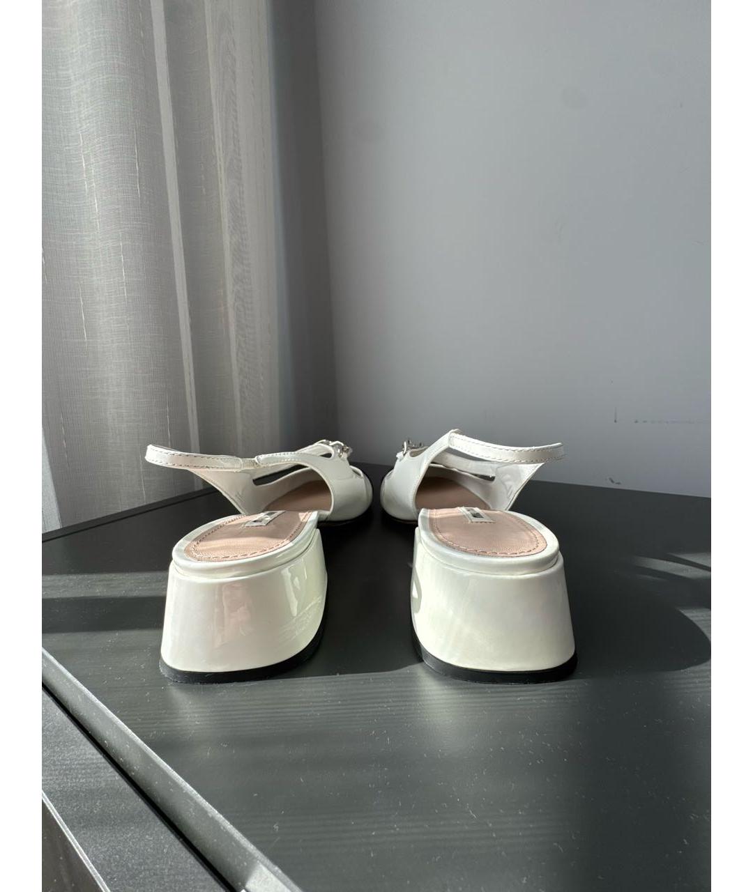 MIU MIU Белые туфли из лакированной кожи, фото 4