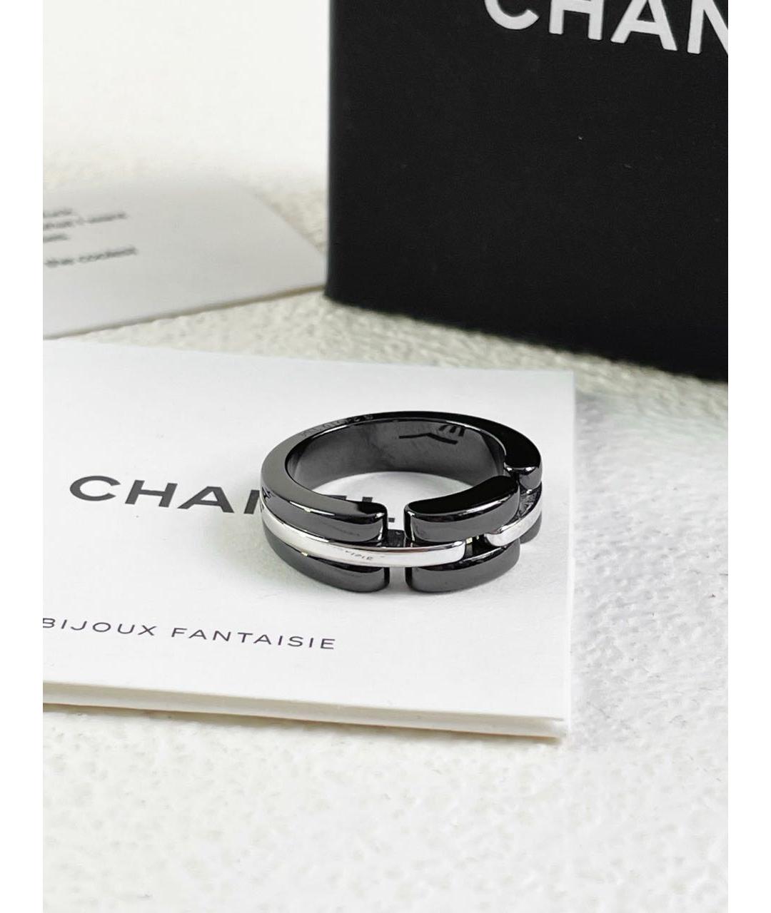 CHANEL Черное кольцо из белого золота, фото 6