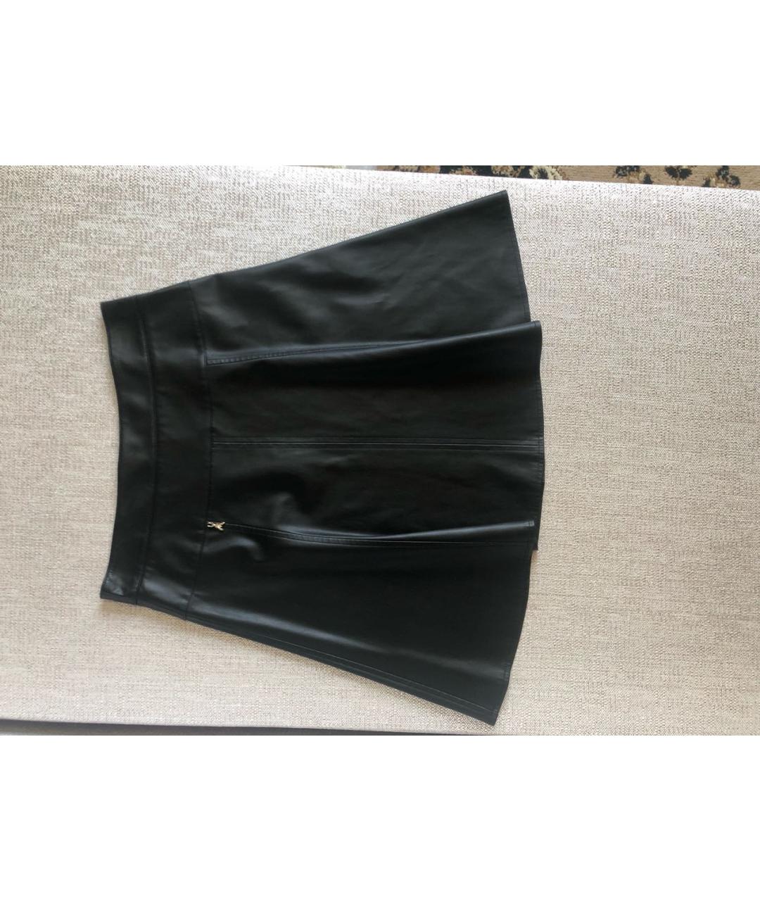 PATRIZIA PEPE Черная полиуретановая юбка мини, фото 6