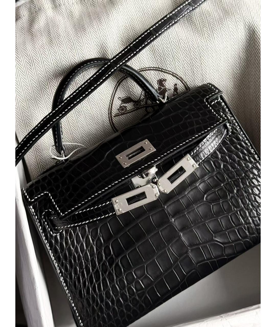 HERMES Черная кожаная сумка с короткими ручками, фото 3