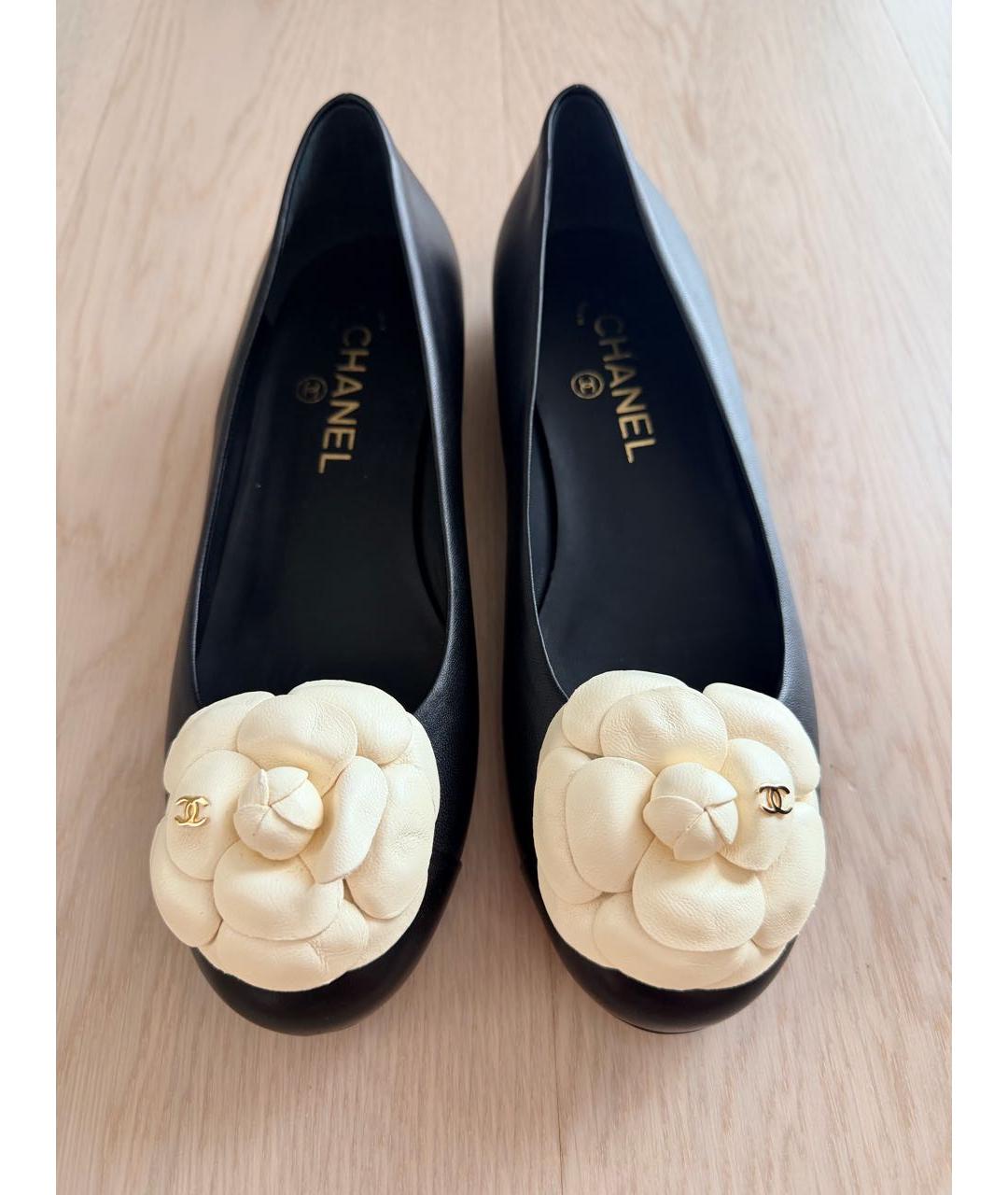 CHANEL Черные кожаные балетки, фото 2