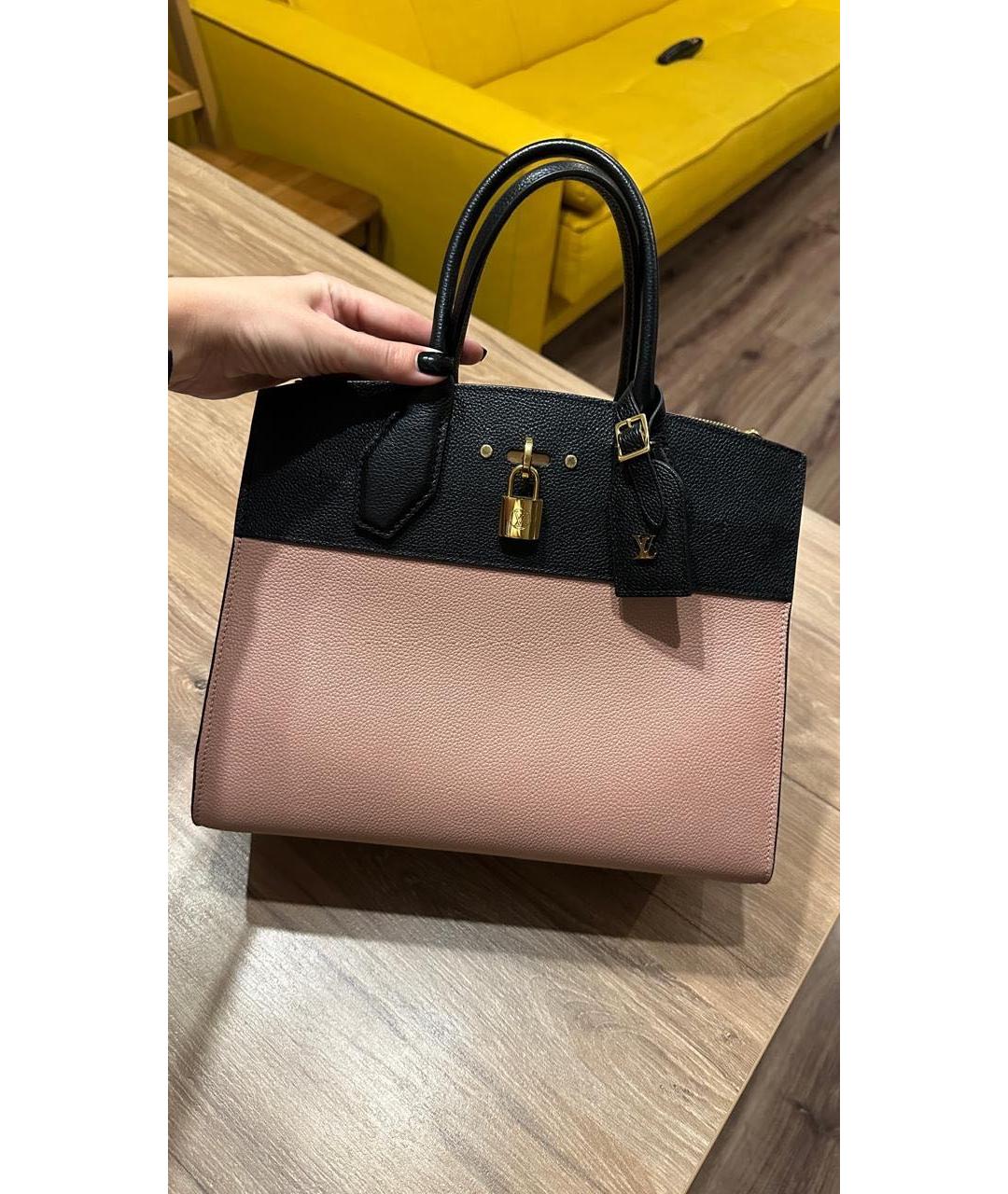 LOUIS VUITTON Бежевая кожаная сумка с короткими ручками, фото 3