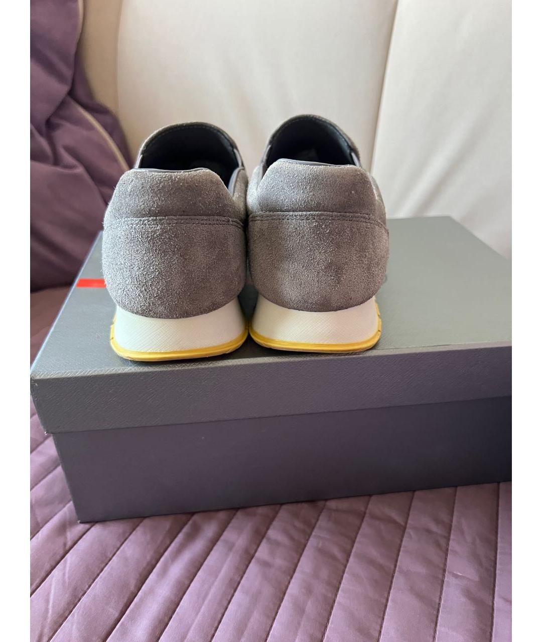PRADA Серые замшевые слипоны, фото 4