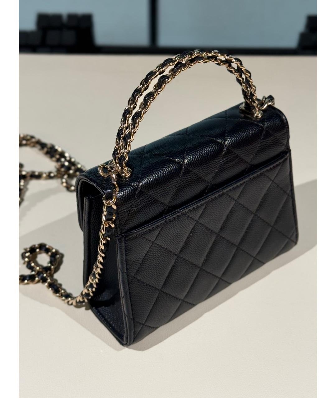 CHANEL Черная кожаная сумка с короткими ручками, фото 5