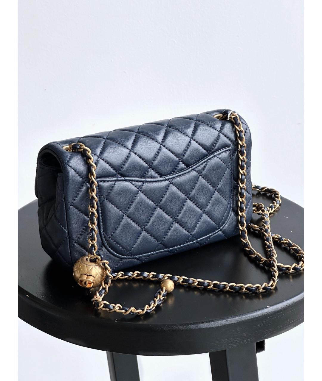 CHANEL Темно-синяя кожаная сумка через плечо, фото 2