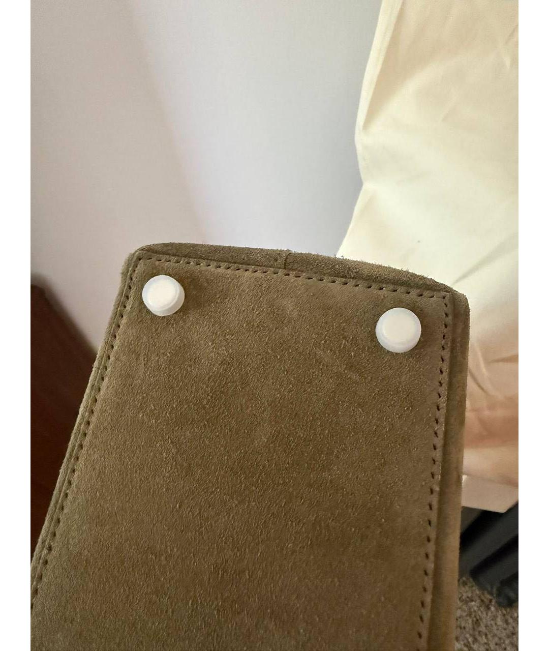 JACQUEMUS Хаки замшевая сумка тоут, фото 7