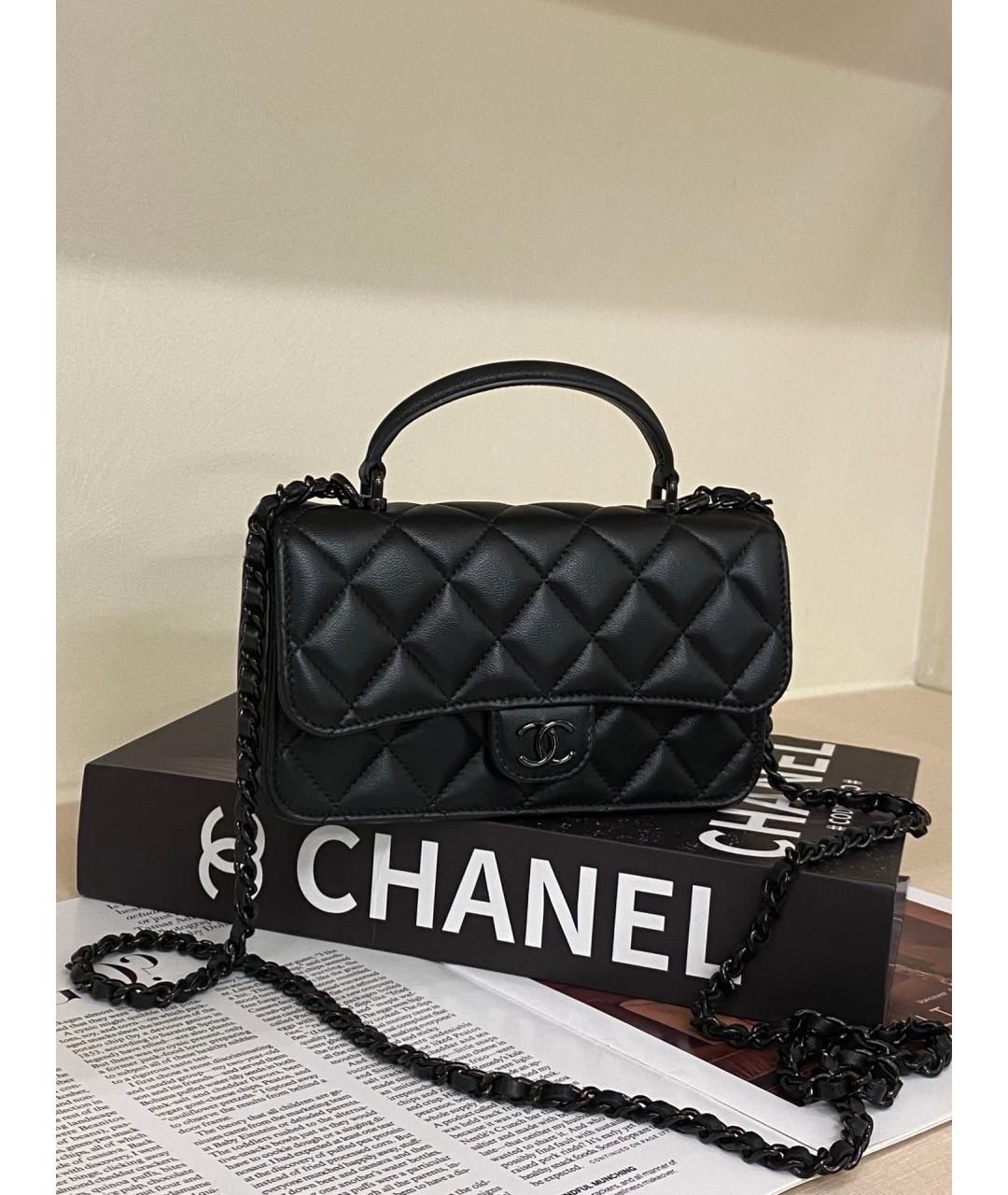 CHANEL Черная кожаная сумка с короткими ручками, фото 5