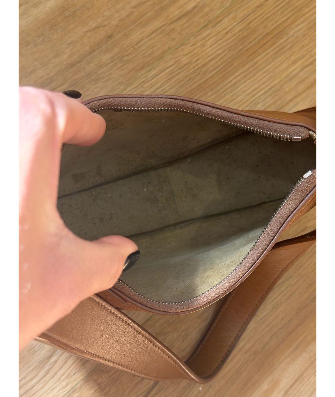 THE ROW Коричневая кожаная сумка с короткими ручками, фото 3