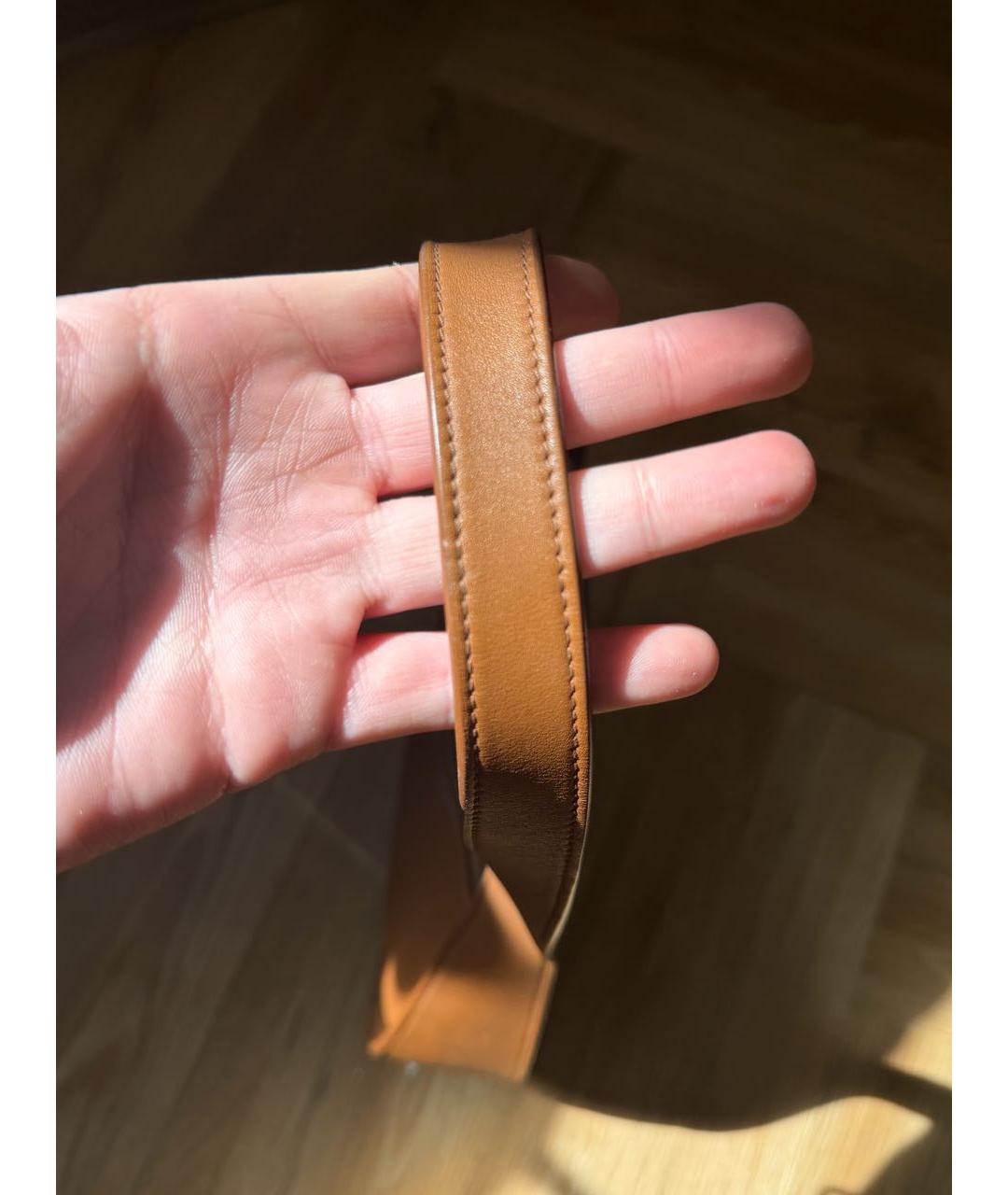 THE ROW Коричневая кожаная сумка с короткими ручками, фото 4