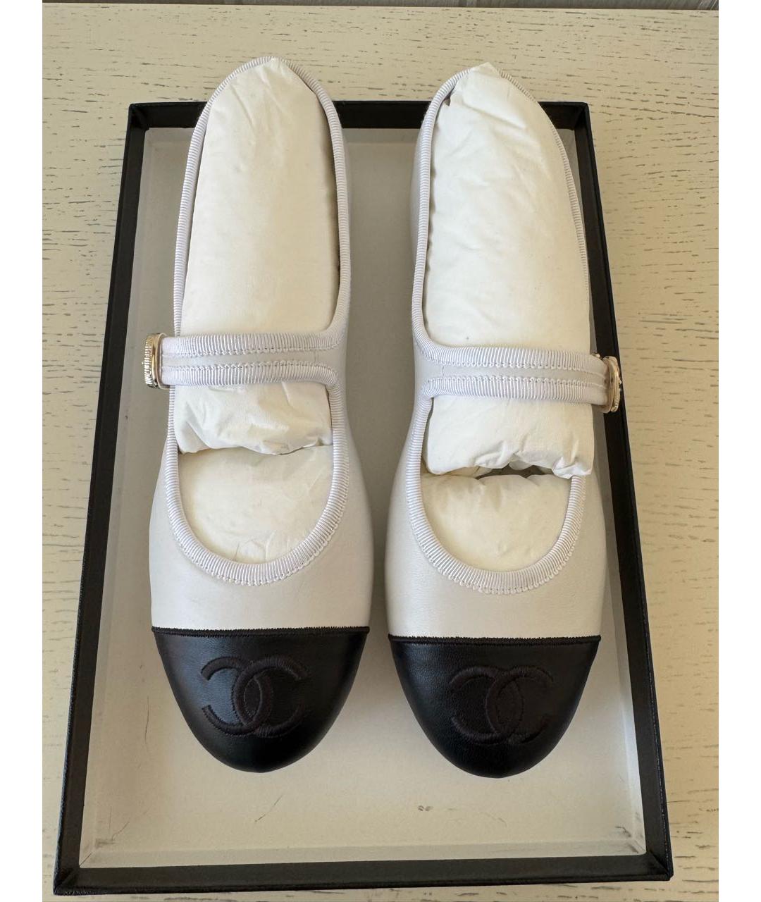 CHANEL Белые кожаные балетки, фото 2