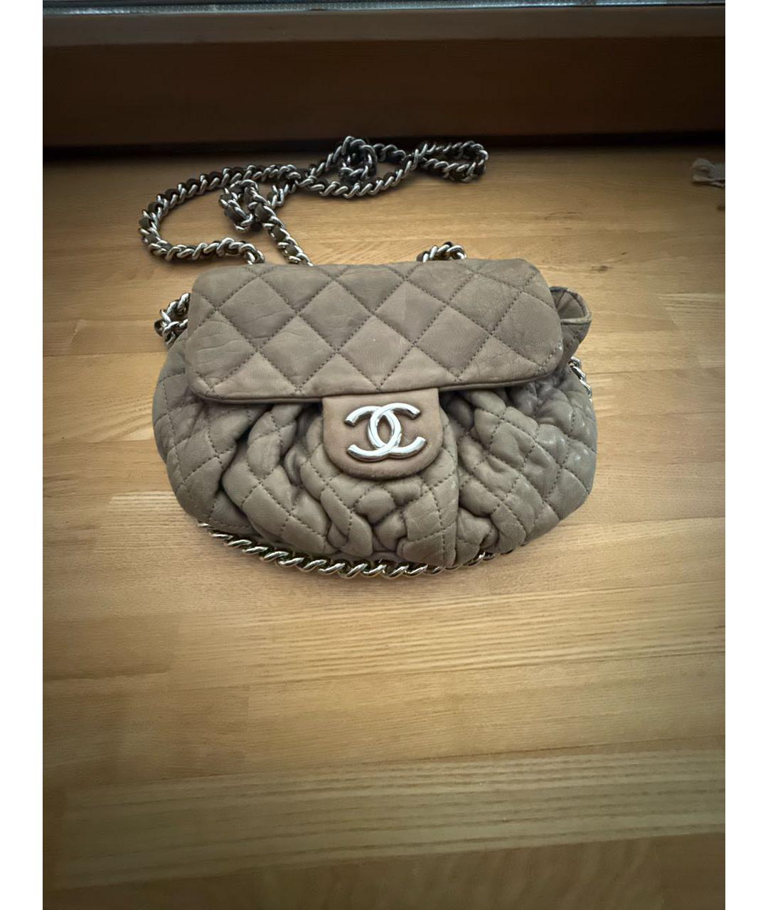 CHANEL Бежевая кожаная сумка через плечо, фото 5