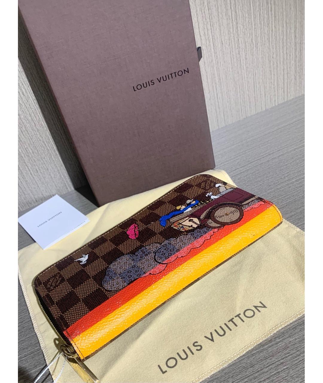 LOUIS VUITTON Коричневый кошелек, фото 6