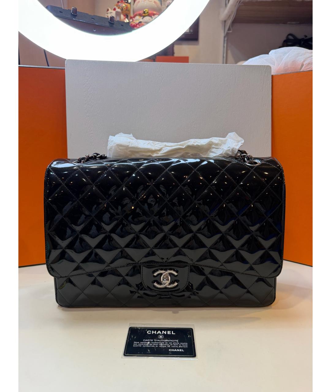 CHANEL Черная сумка через плечо из лакированной кожи, фото 10