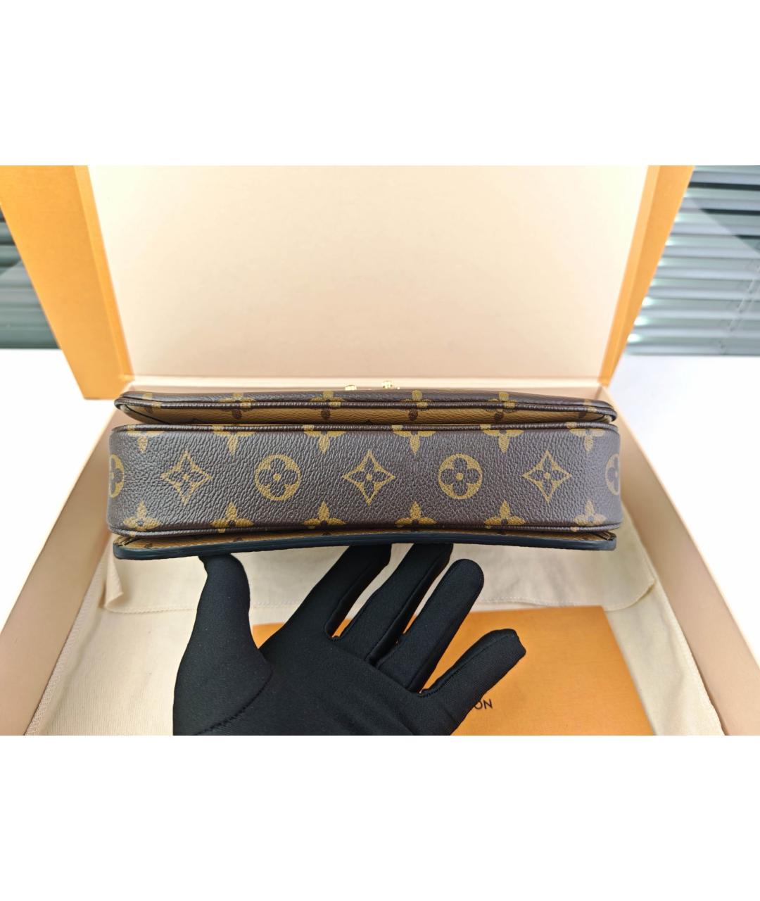 LOUIS VUITTON Коричневая сумка через плечо, фото 7