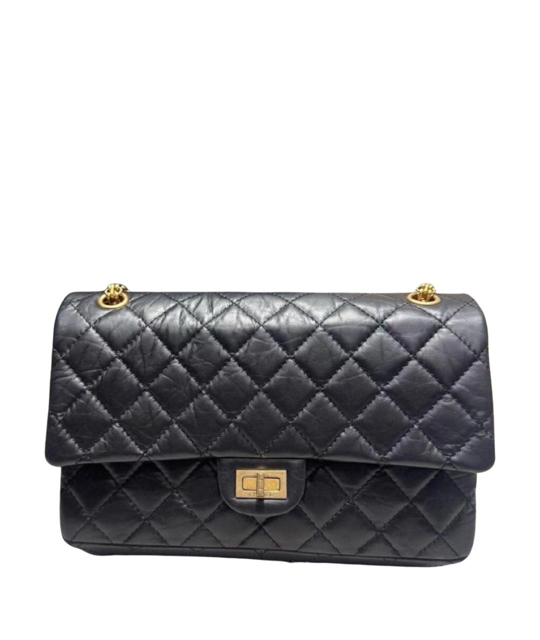 CHANEL Черная кожаная сумка через плечо, фото 1