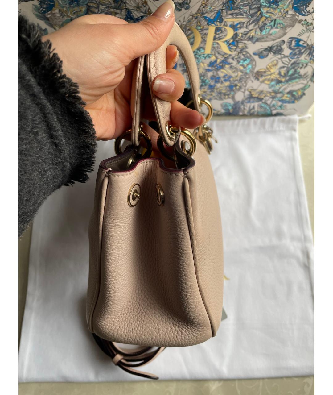 CHRISTIAN DIOR Бежевая кожаная сумка тоут, фото 5