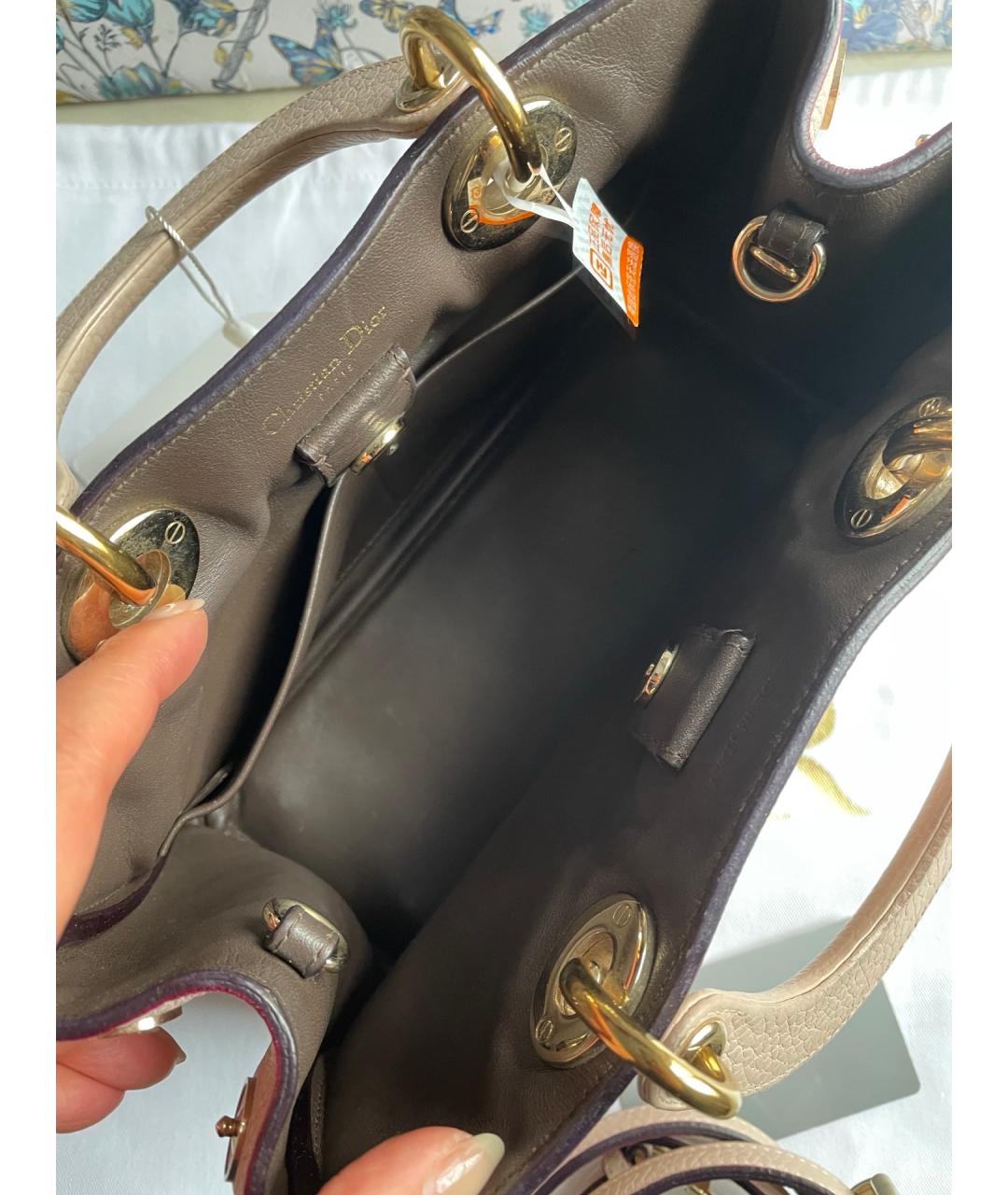 CHRISTIAN DIOR Бежевая кожаная сумка тоут, фото 6