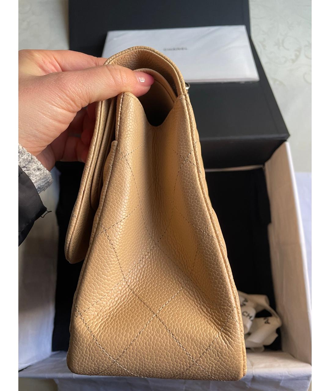 CHANEL Бежевая кожаная сумка через плечо, фото 4