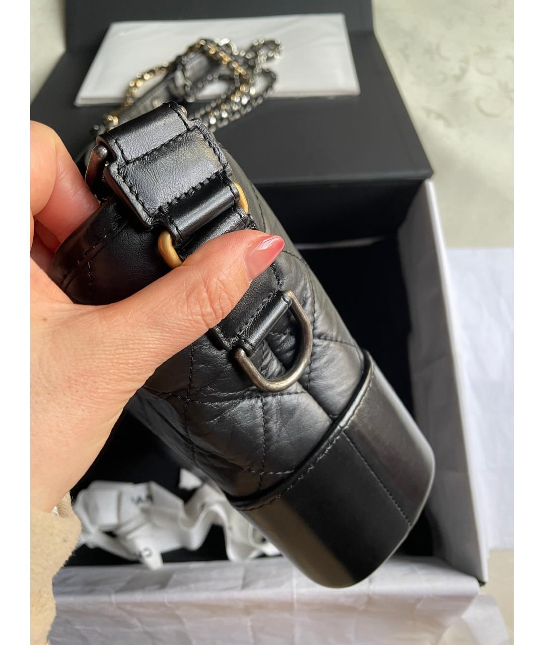 CHANEL Черная кожаная сумка через плечо, фото 4