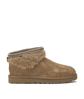 UGG AUSTRALIA Ботинки