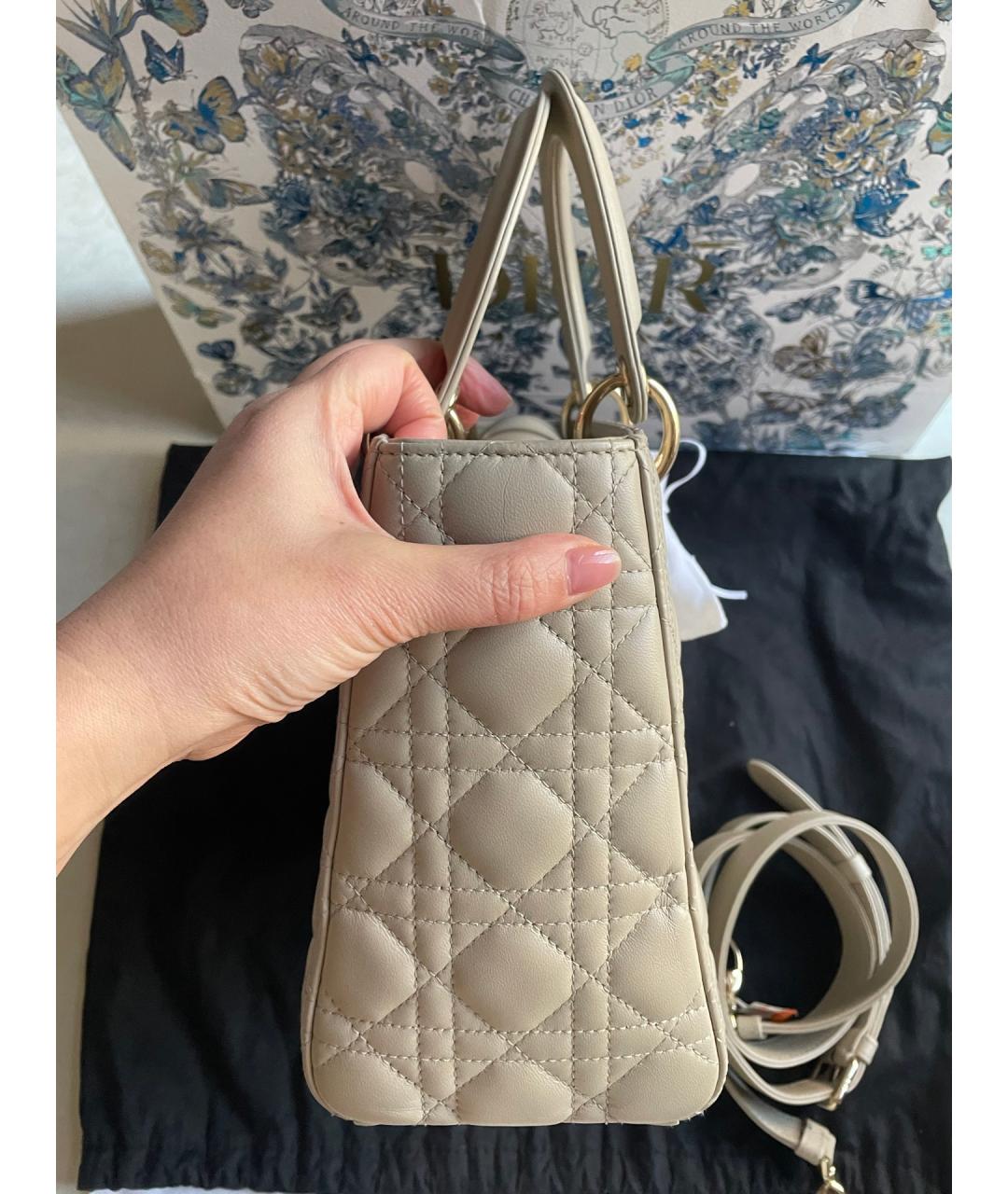 CHRISTIAN DIOR Бежевая кожаная сумка с короткими ручками, фото 5