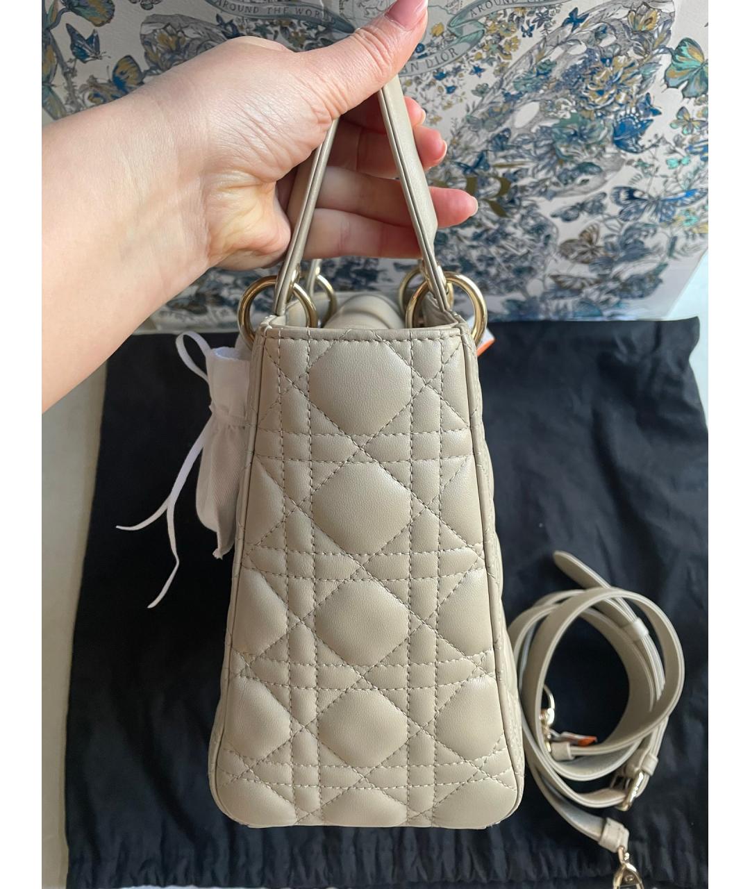 CHRISTIAN DIOR Бежевая кожаная сумка с короткими ручками, фото 4