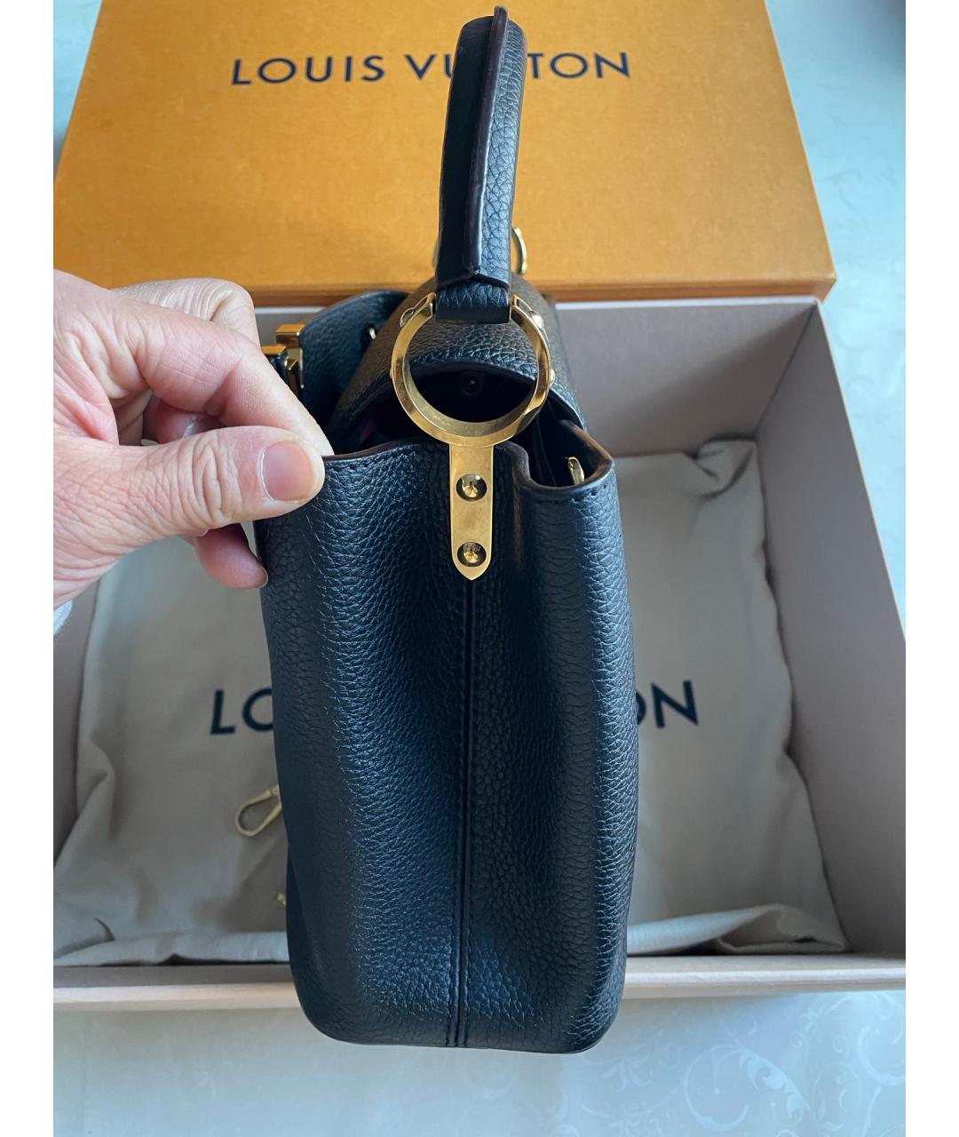 LOUIS VUITTON Черная кожаная сумка с короткими ручками, фото 4