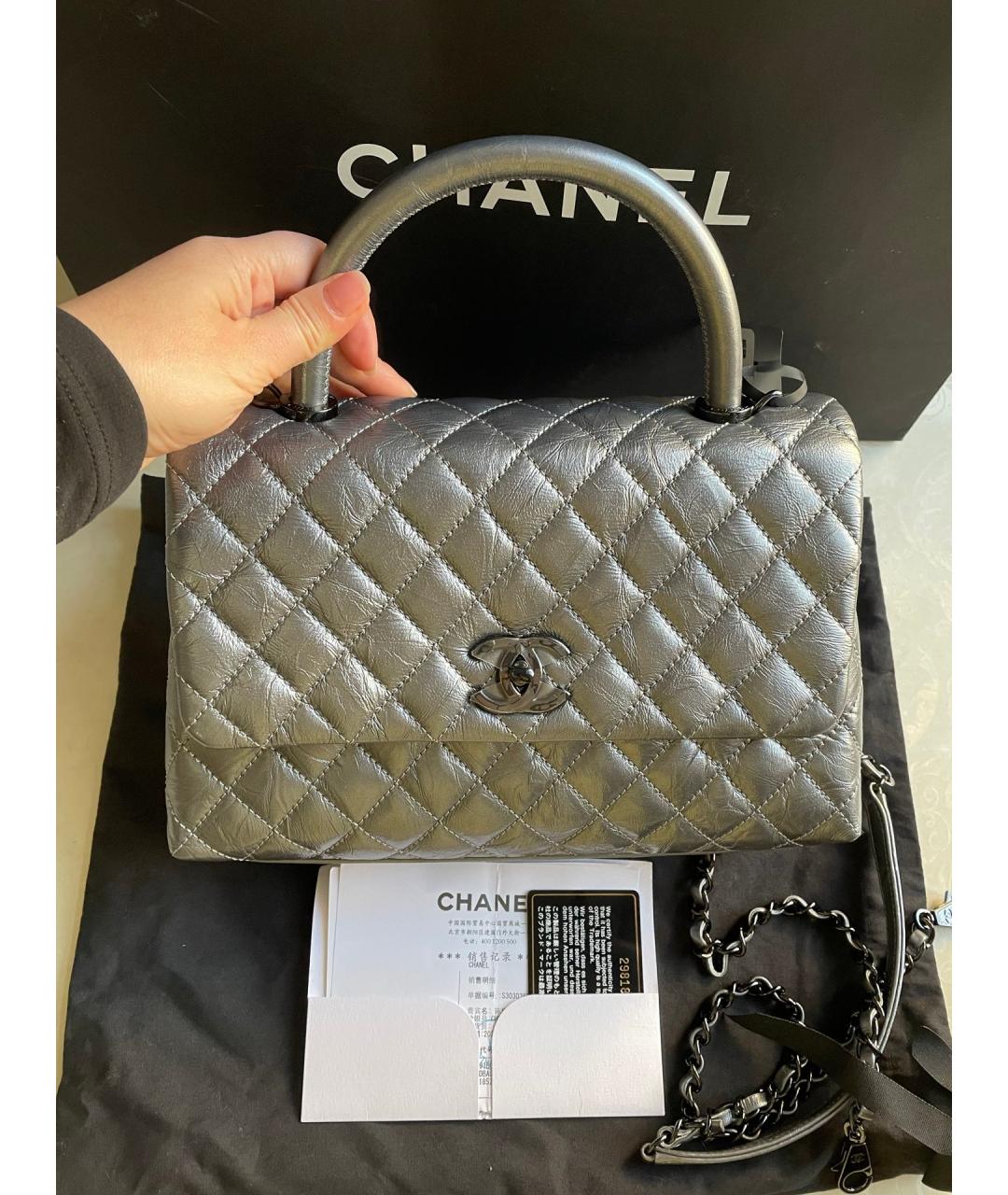 CHANEL Серая кожаная сумка с короткими ручками, фото 7