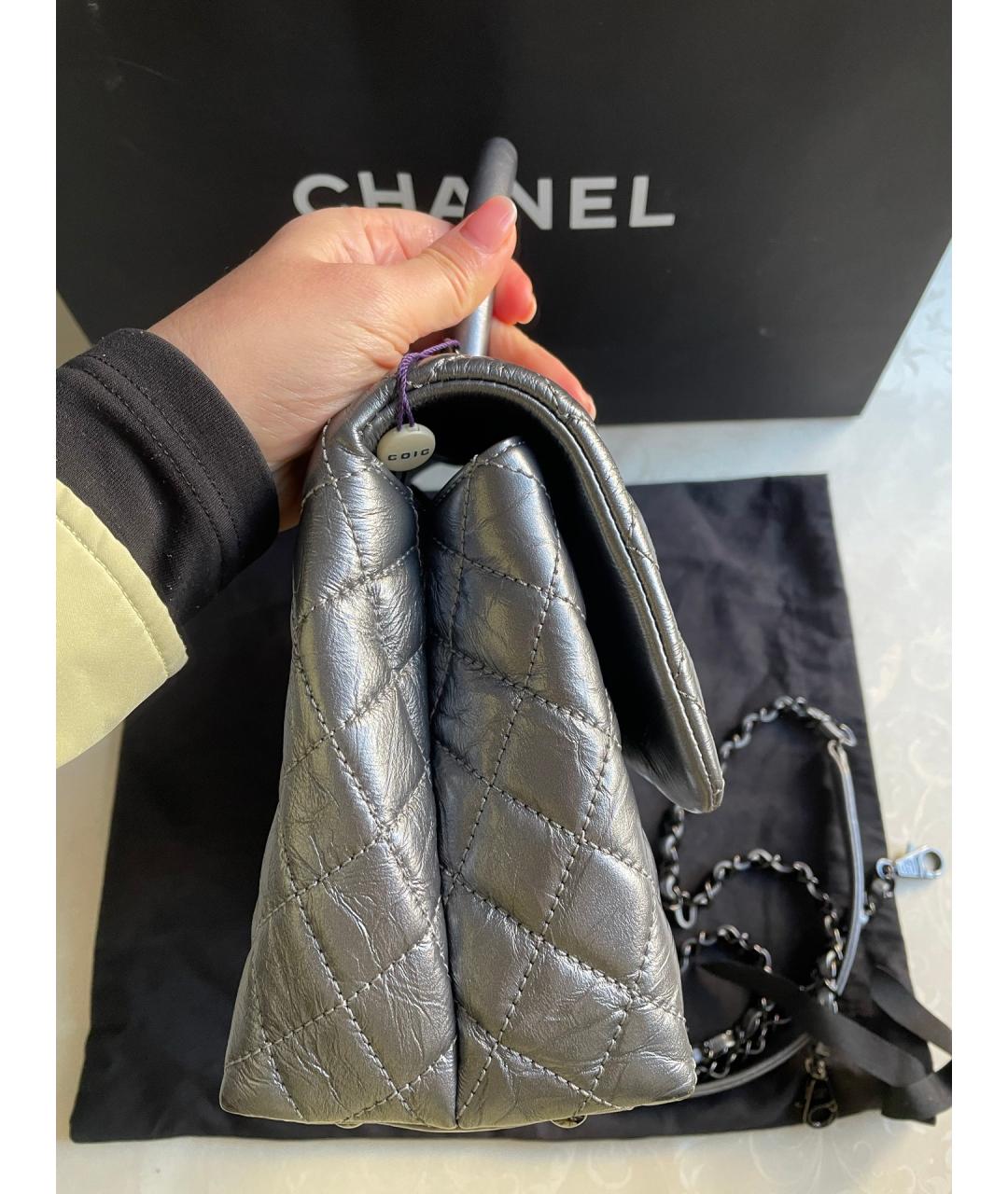 CHANEL Серая кожаная сумка с короткими ручками, фото 5