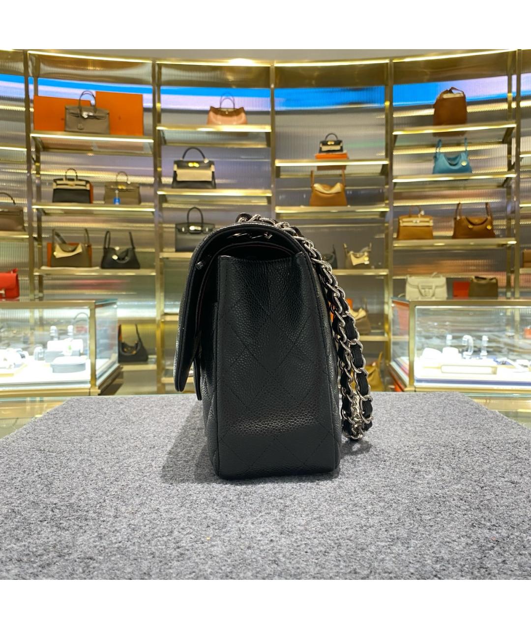 CHANEL Черная кожаная сумка через плечо, фото 3