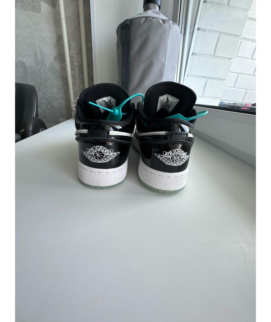 NIKE Черные кроссовки из лакированной кожи, фото 4