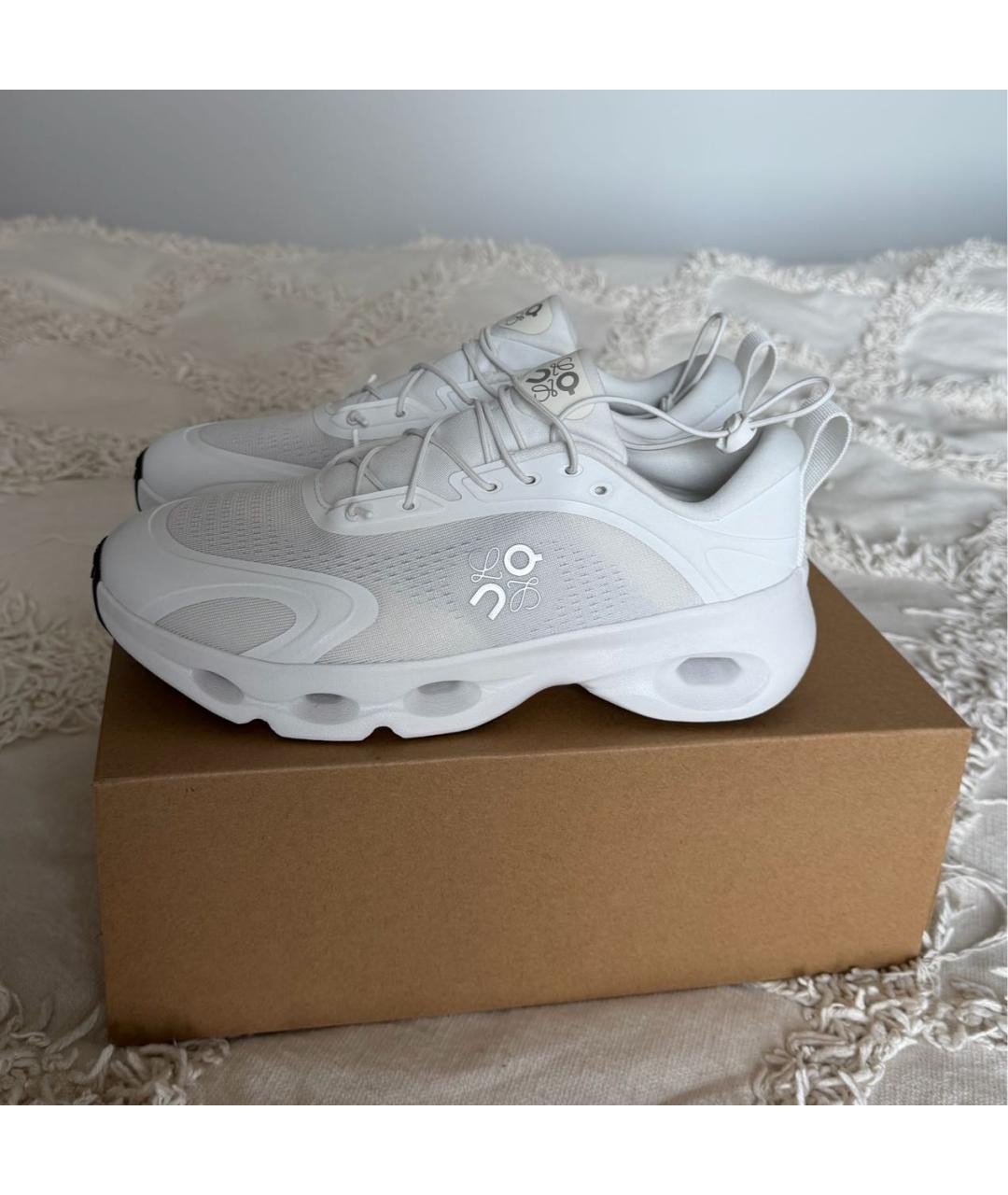 LOEWE Белые текстильные кроссовки, фото 2