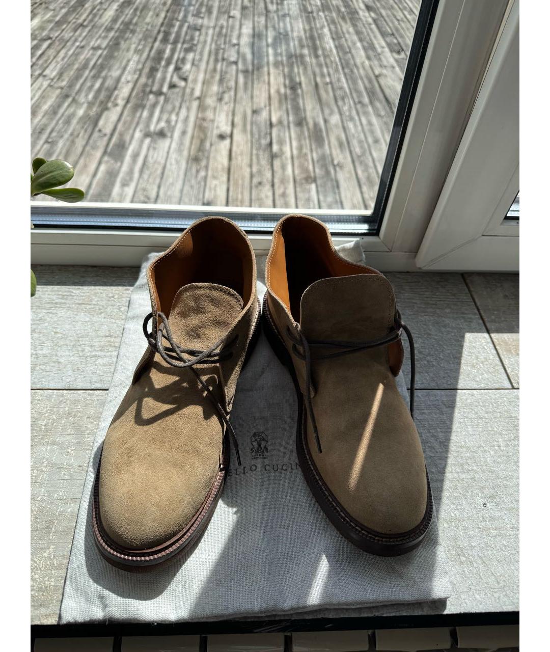 BRUNELLO CUCINELLI Бежевые замшевые низкие ботинки, фото 2