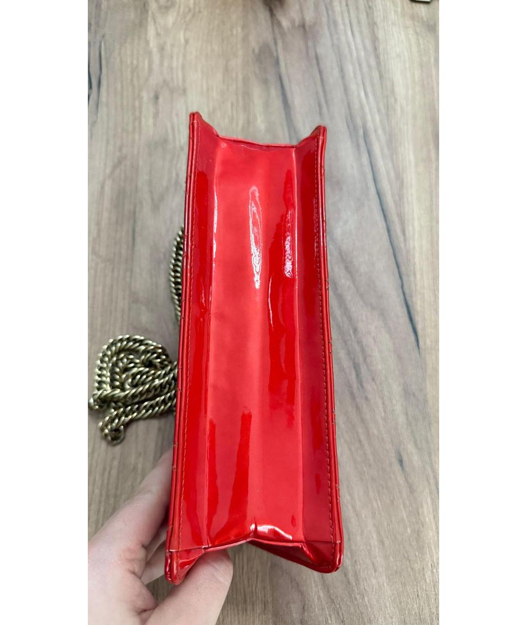 CHANEL Красная сумка через плечо из лакированной кожи, фото 3