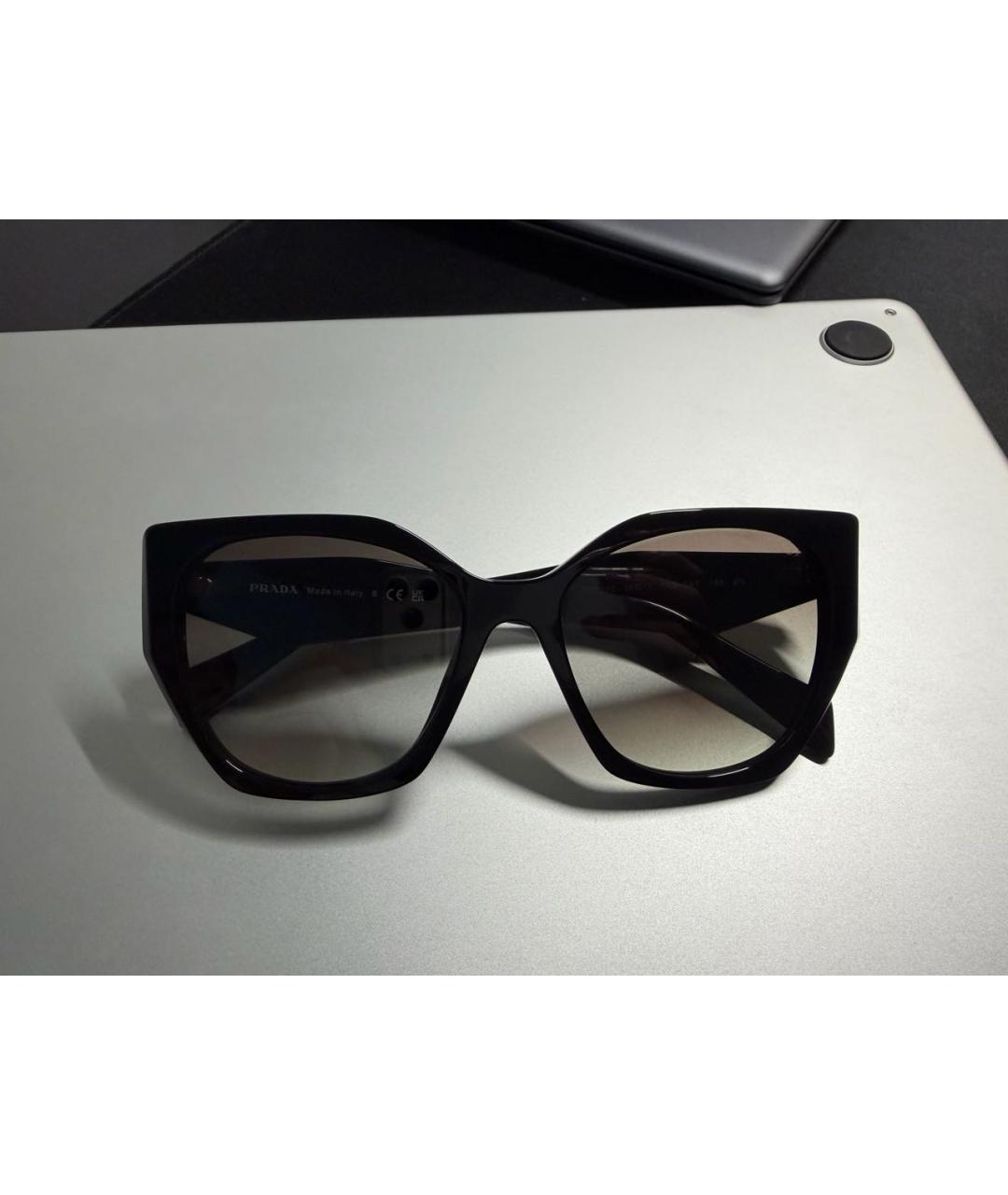 PRADA Черные пластиковые солнцезащитные очки, фото 8