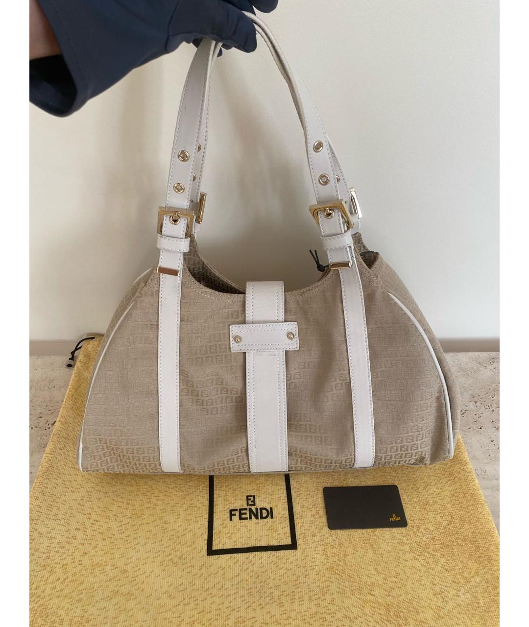 FENDI Бежевая тканевая сумка через плечо, фото 3