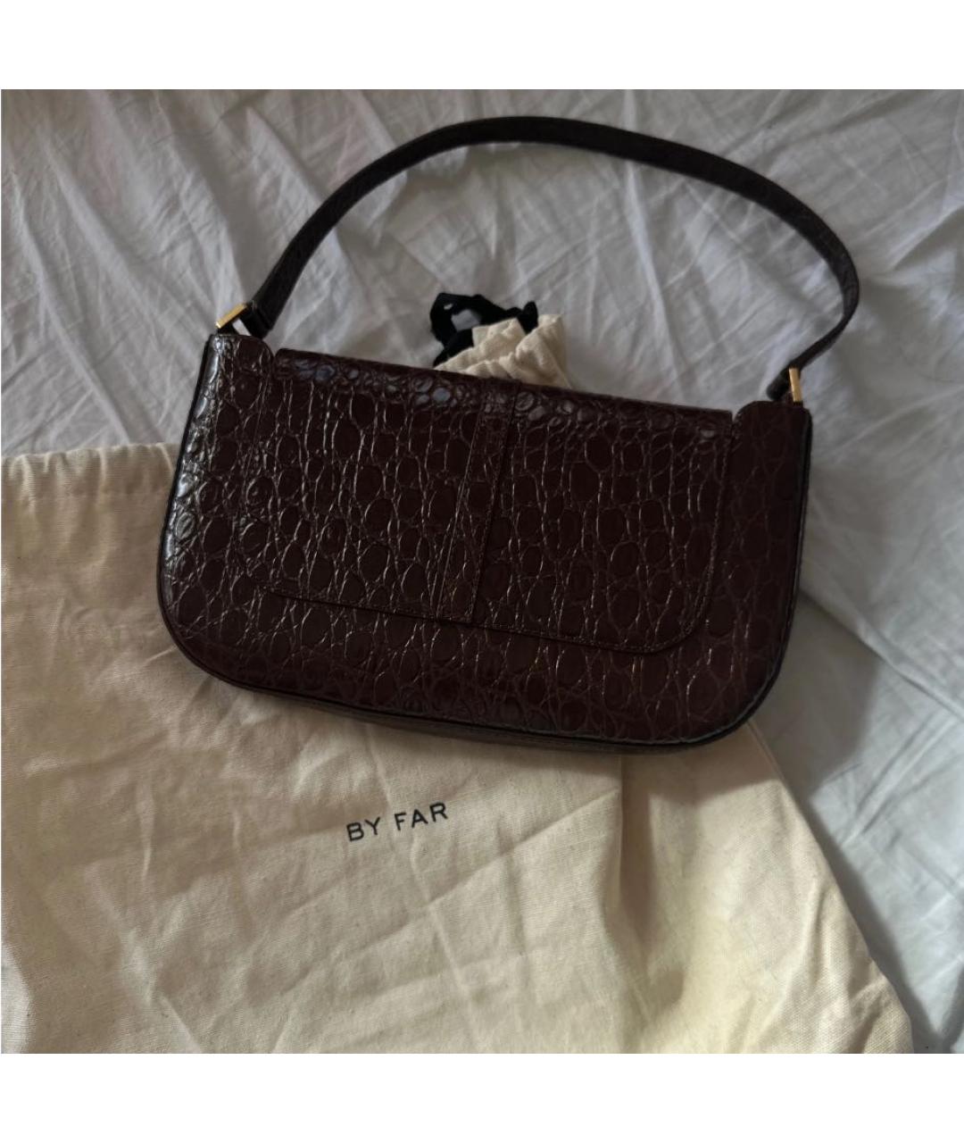 BY FAR Коричневая кожаная сумка через плечо, фото 3